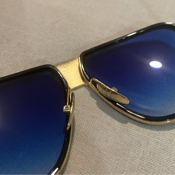 Street Knitted Men's Oversized Blue Lens Black & Gold Frame Sunglasses & Case - Picture 9 of 10